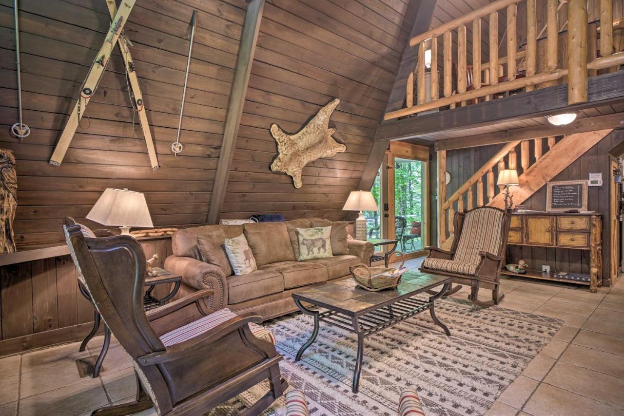 Snuggle Inn In The Heart Of Chalet Village! Gatlinburg Exterior photo