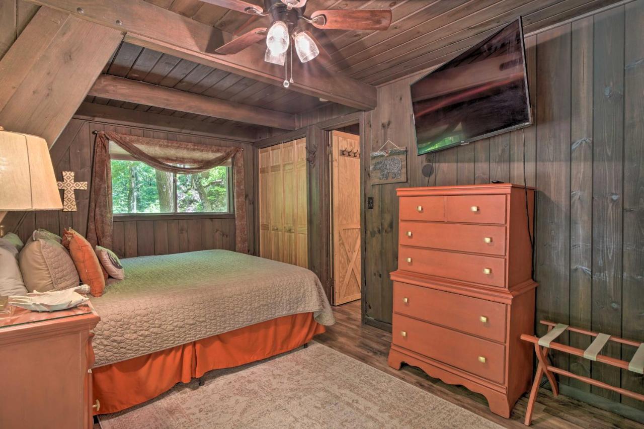Snuggle Inn In The Heart Of Chalet Village! Gatlinburg Exterior photo