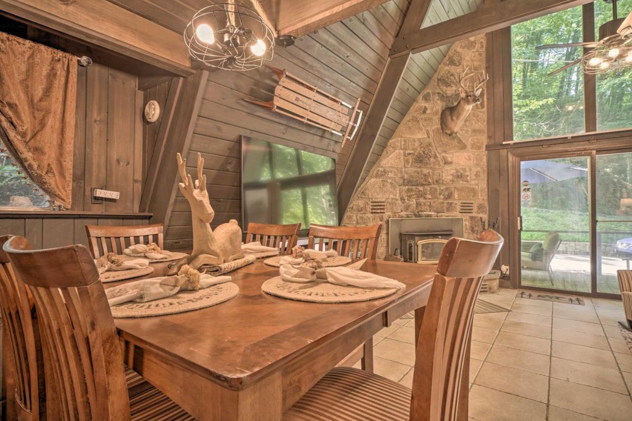 Snuggle Inn In The Heart Of Chalet Village! Gatlinburg Exterior photo
