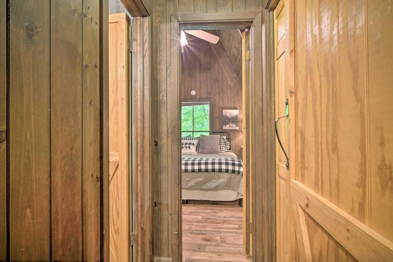 Snuggle Inn In The Heart Of Chalet Village! Gatlinburg Exterior photo