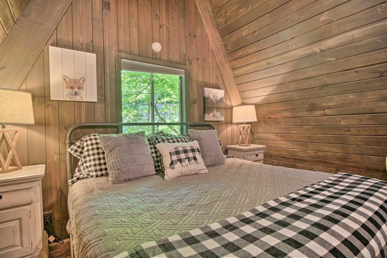Snuggle Inn In The Heart Of Chalet Village! Gatlinburg Exterior photo