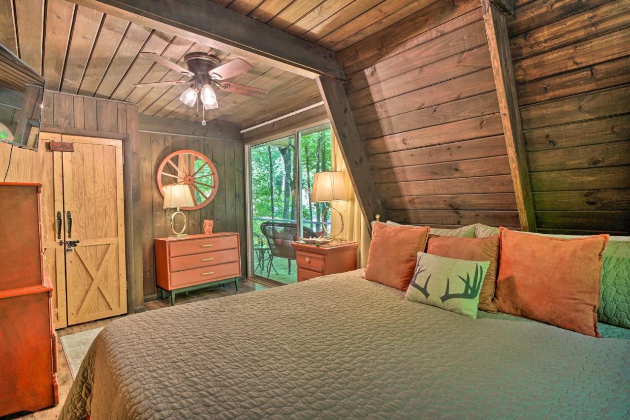 Snuggle Inn In The Heart Of Chalet Village! Gatlinburg Exterior photo